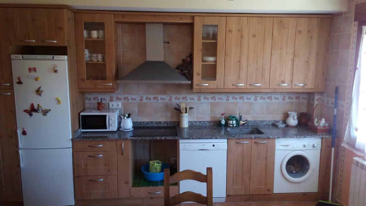 Vivienda Turistica San Martin Apartment Sotes Exterior photo